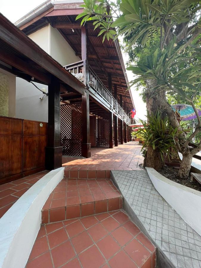 Golden Lotus Namkhan View Luang Prabang Exterior foto